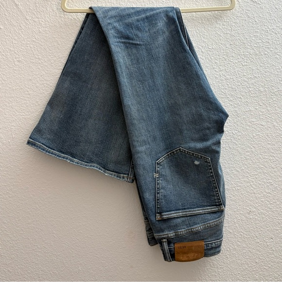 American Eagle AE77 Premium High-Rise Flare Jean size 4 Short NEW NWOT - Picture 13 of 14